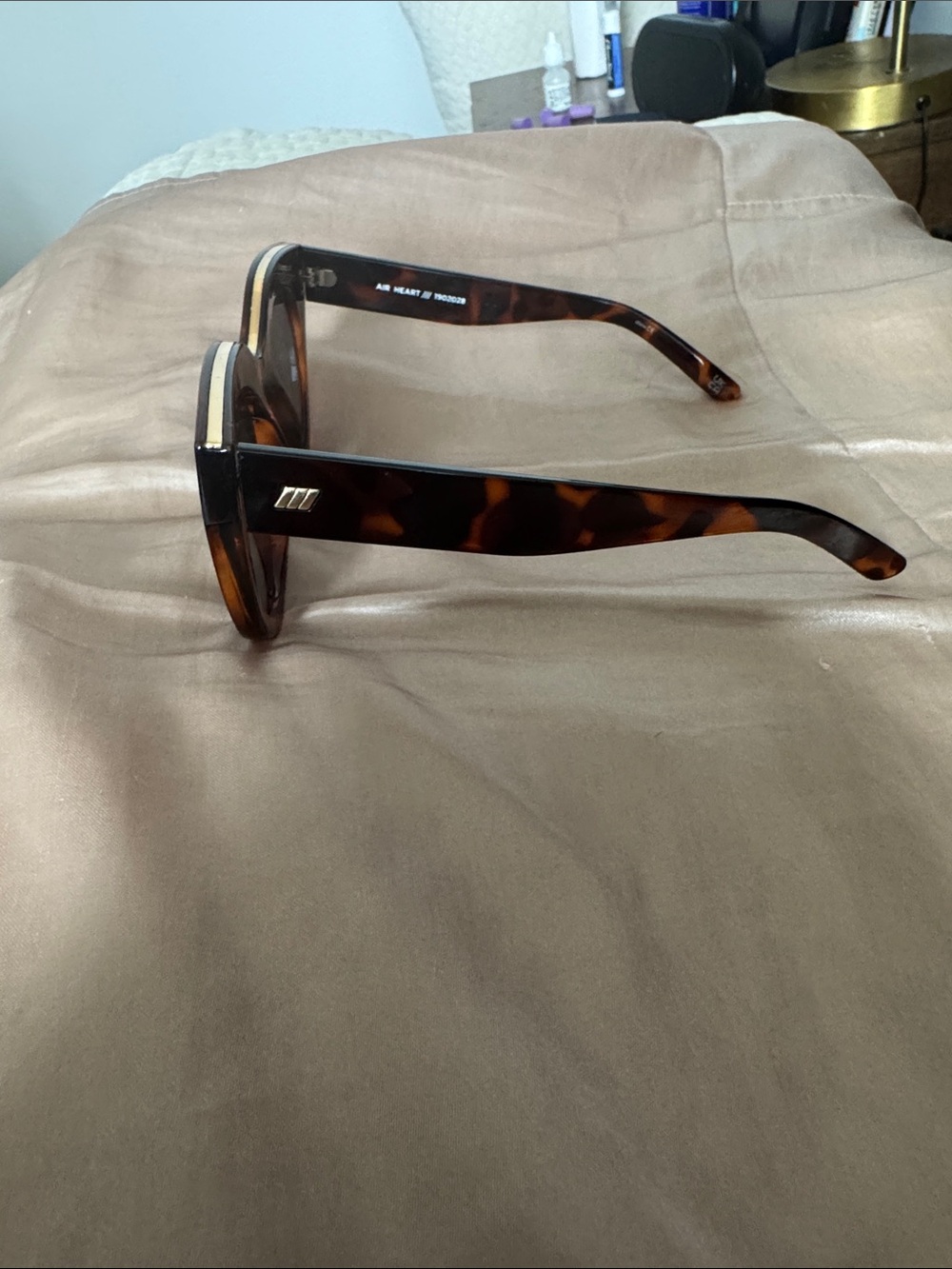 Le Specs Air Heart Tortoiseshell Square Sunglasses - Brown/Black Accents